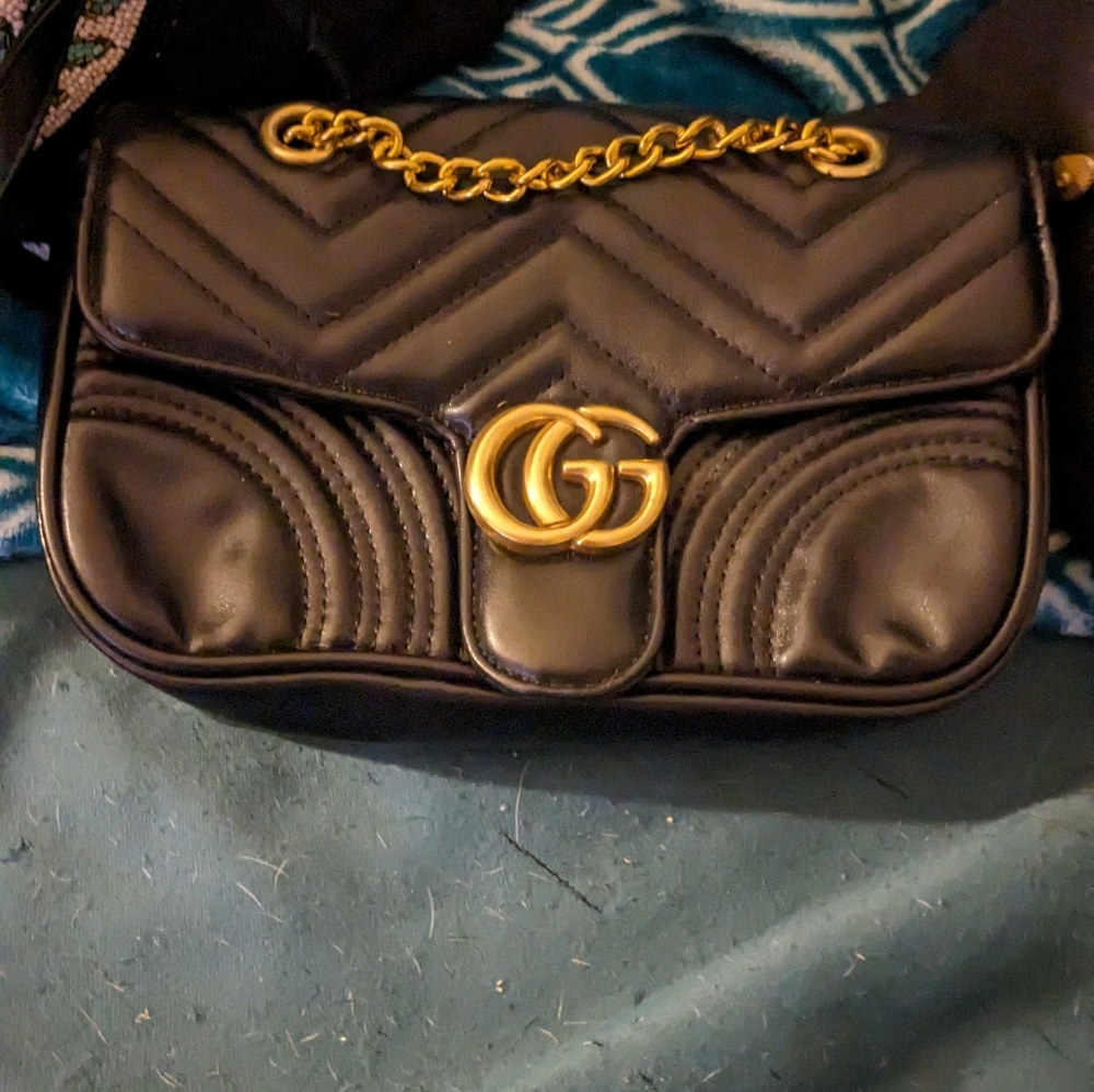 Crossbody purse